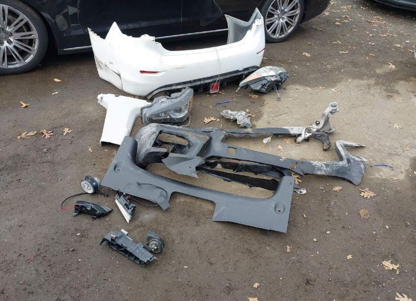 Photo 12 of 2015 Infiniti Q50 PREMIUM (VIN JN1BV7AR3FM404740)