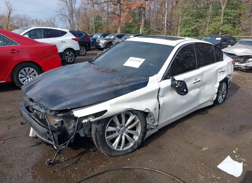 Photo 6 of 2015 Infiniti Q50 PREMIUM (VIN JN1BV7AR3FM404740)