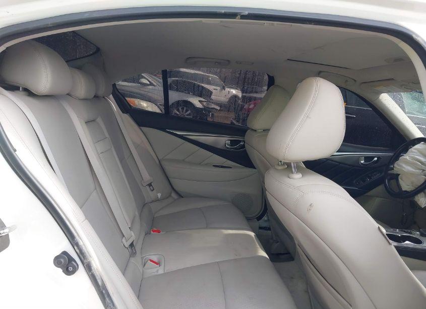 Photo 8 of 2015 Infiniti Q50 PREMIUM (VIN JN1BV7AR3FM404740)