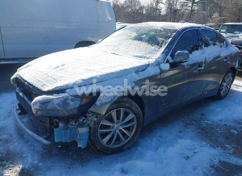 Photo 2 of 2015 Infiniti Q50 PREMIUM (VIN JN1BV7AR3FM421425)