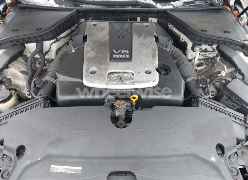 Photo 10 of 2015 Infiniti Q50 PREMIUM (VIN JN1BV7AR4FM396311)