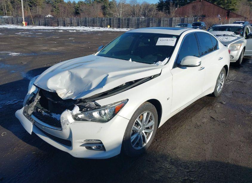 Photo 2 of 2015 Infiniti Q50 PREMIUM (VIN JN1BV7AR4FM421174)