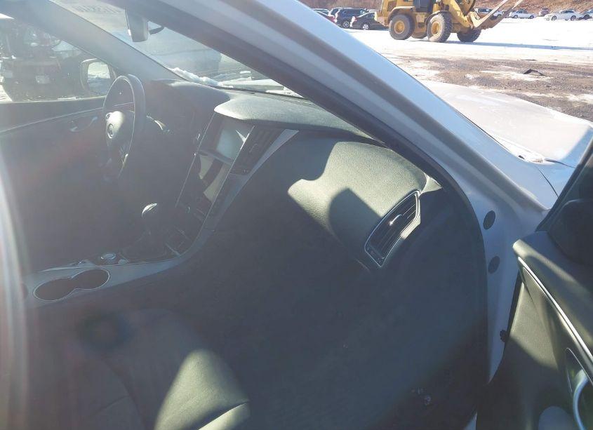 Photo 5 of 2015 Infiniti Q50 PREMIUM (VIN JN1BV7AR4FM421174)