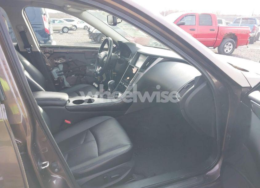 Photo 5 of 2015 Infiniti Q50 PREMIUM (VIN JN1BV7AR5FM391165)