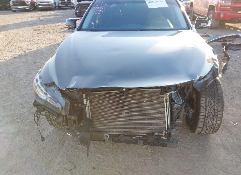 Photo 13 of 2015 Infiniti Q50 (VIN JN1BV7AR5FM393367)