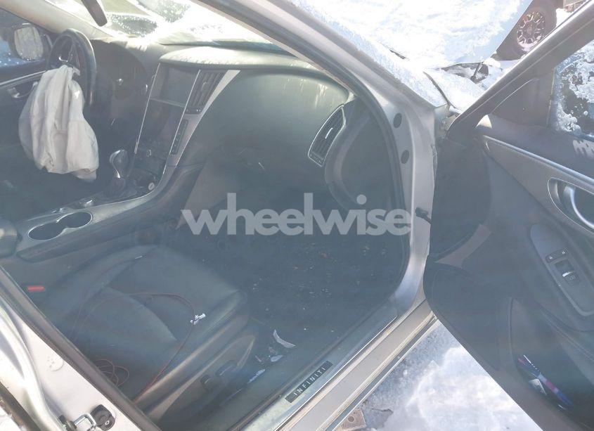 Photo 5 of 2015 Infiniti Q50 PREMIUM (VIN JN1BV7AR5FM400754)