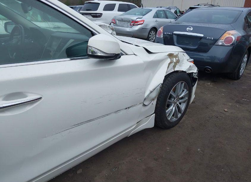 Photo 18 of 2015 Infiniti Q50 PREMIUM (VIN JN1BV7AR5FM404917)