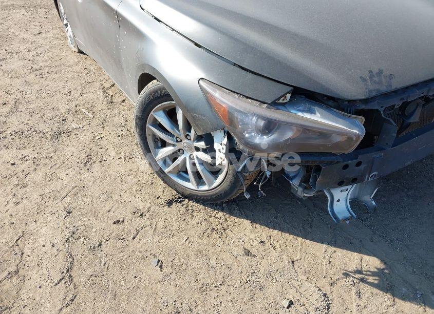 Photo 17 of 2015 Infiniti Q50 (VIN JN1BV7AR5FM423676)