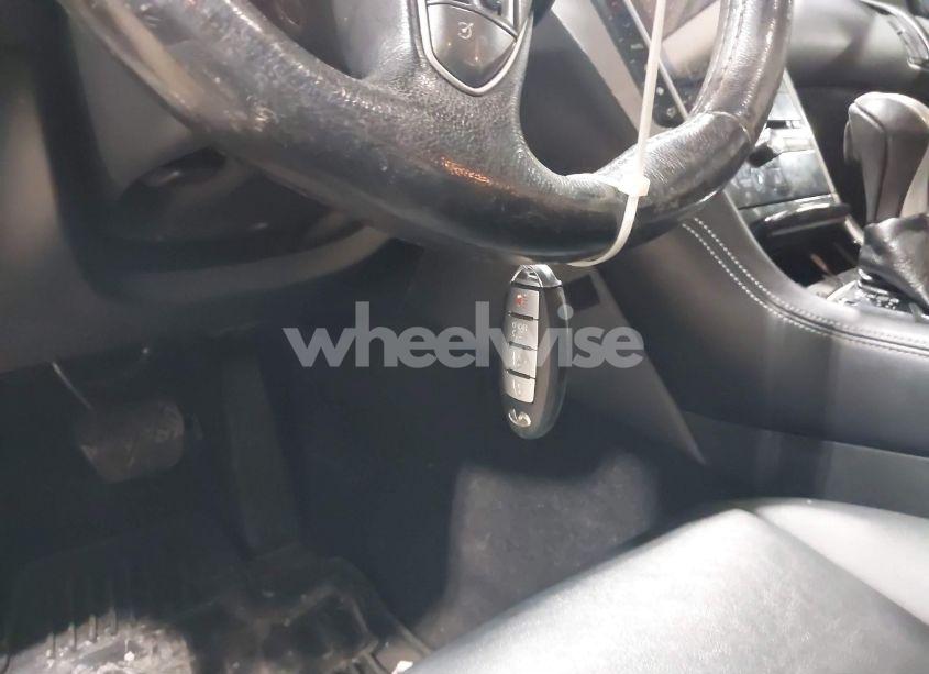 Photo 11 of 2015 Infiniti Q50 (VIN JN1BV7AR6FM423850)