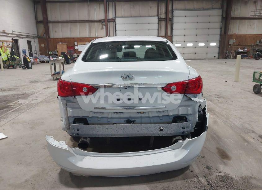 Photo 16 of 2015 Infiniti Q50 (VIN JN1BV7AR6FM423850)