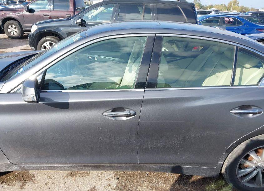 Photo 15 of 2015 Infiniti Q50 PREMIUM (VIN JN1BV7AR7FM402148)