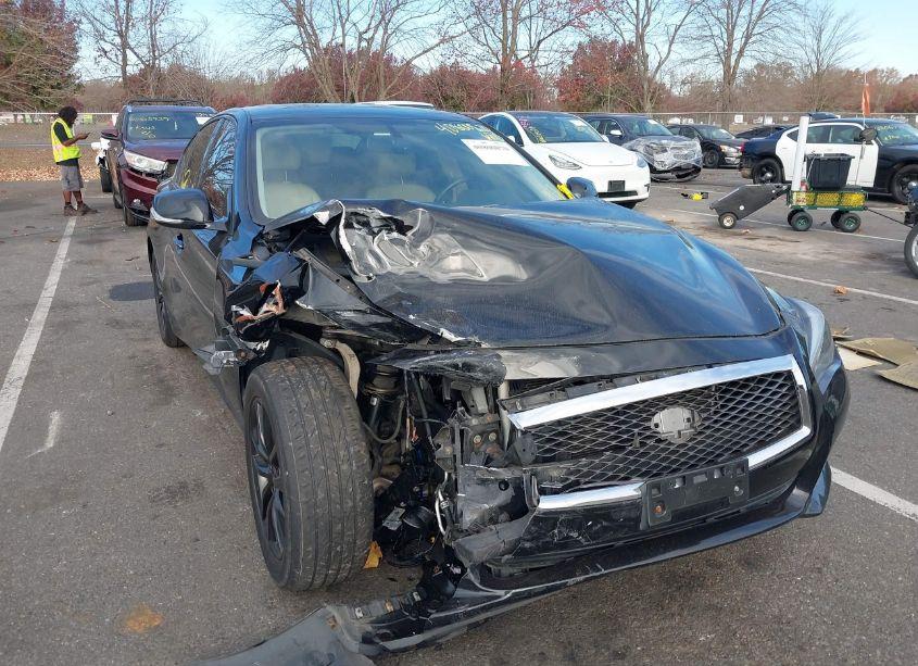 2015 Infiniti Q50 PREMIUM (VIN JN1BV7AR7FM409309) main photo