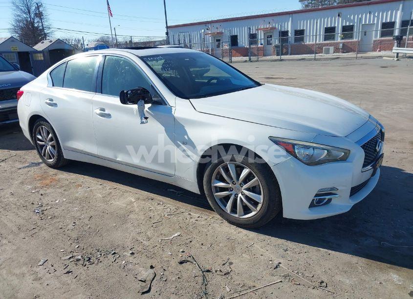 2015 Infiniti Q50 (VIN JN1BV7AR7FM418723) main photo