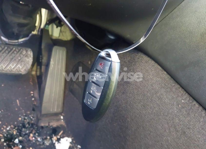 Photo 11 of 2015 Infiniti Q50 (VIN JN1BV7AR7FM418723)