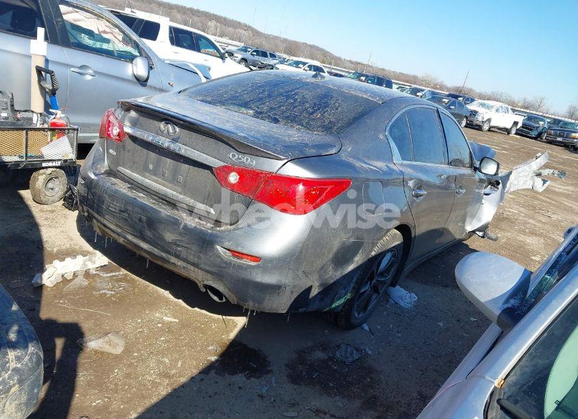 Photo 4 of 2015 Infiniti Q50 (VIN JN1BV7AR7FM420648)