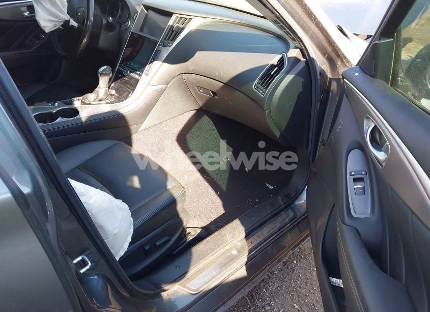 Photo 5 of 2015 Infiniti Q50 (VIN JN1BV7AR7FM420648)