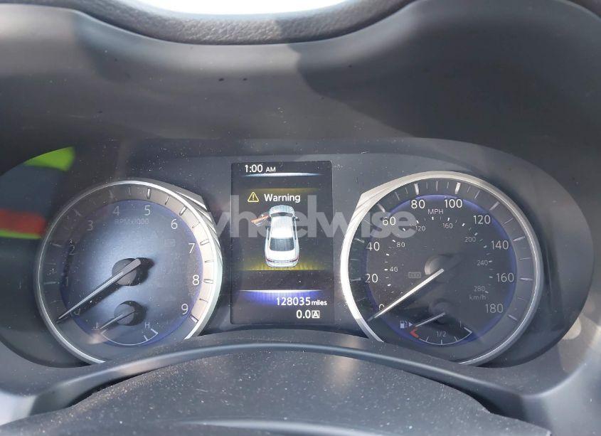 Photo 7 of 2015 Infiniti Q50 (VIN JN1BV7AR7FM420648)