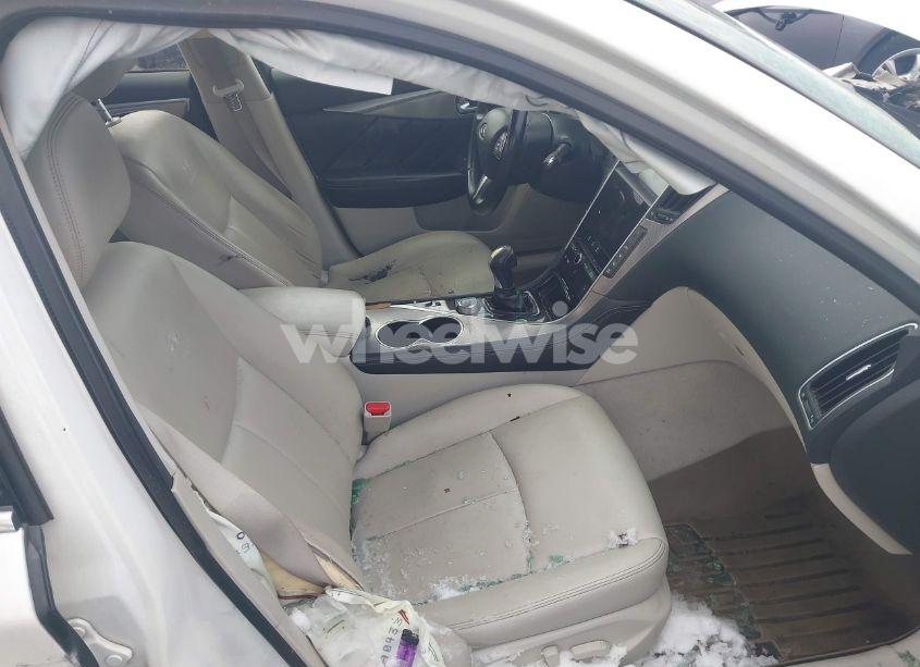 Photo 5 of 2014 Infiniti Q50 (VIN JN1BV7AR8EM688686)