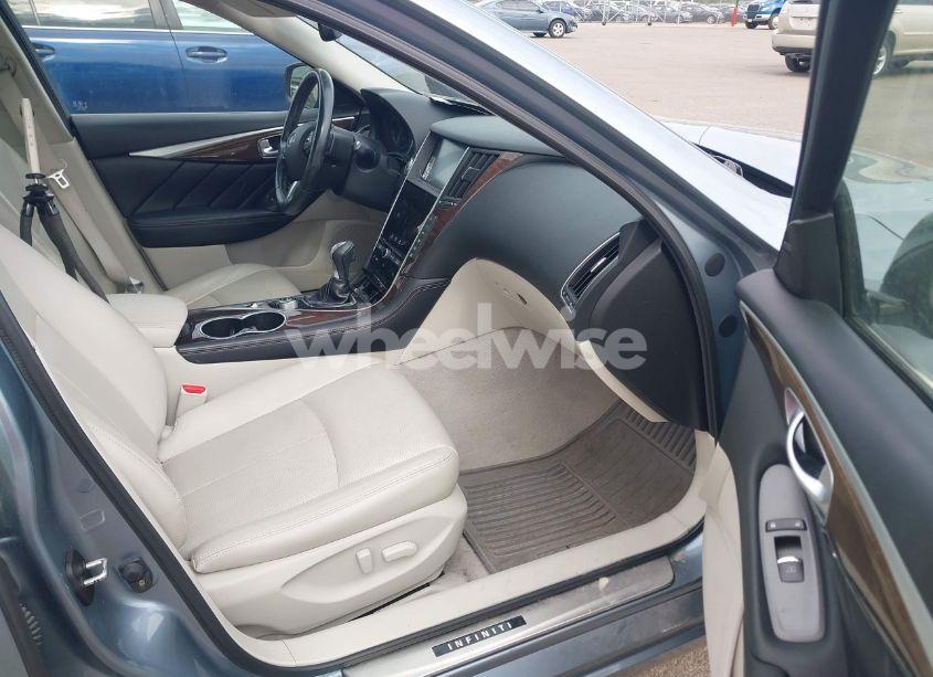 Photo 5 of 2015 Infiniti Q50 PREMIUM/SPORT (VIN JN1BV7AR8FM390205)