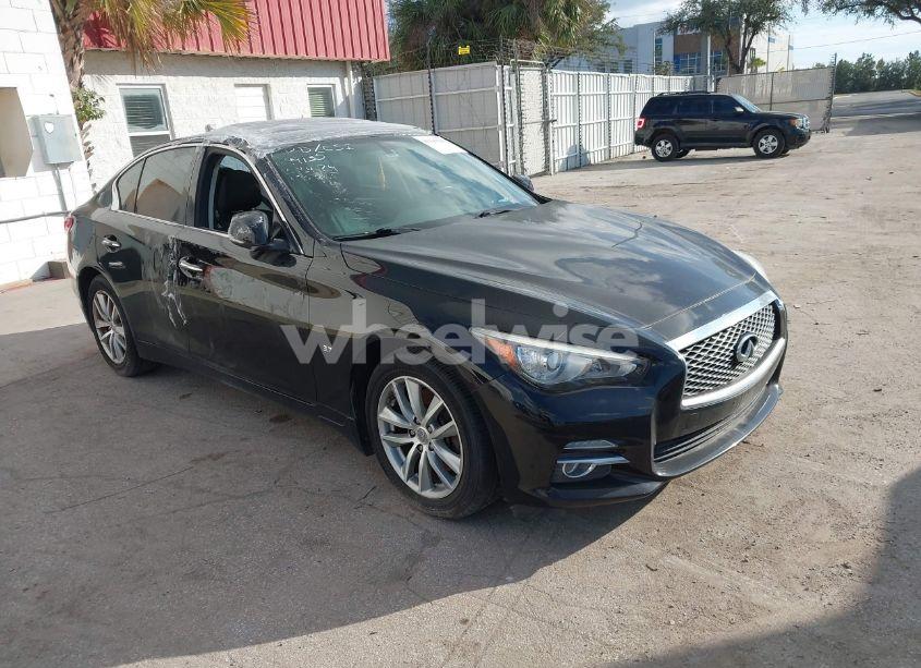 2015 Infiniti Q50 (VIN JN1BV7AR8FM412252) main photo