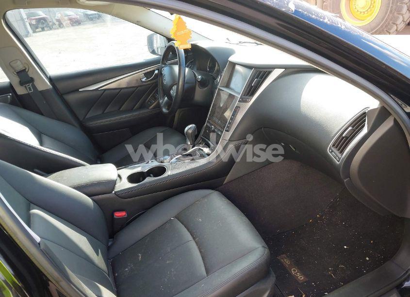 Photo 5 of 2015 Infiniti Q50 (VIN JN1BV7AR8FM412252)