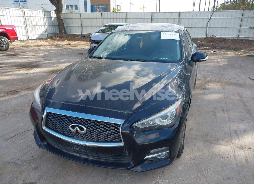 Photo 6 of 2015 Infiniti Q50 (VIN JN1BV7AR8FM412252)