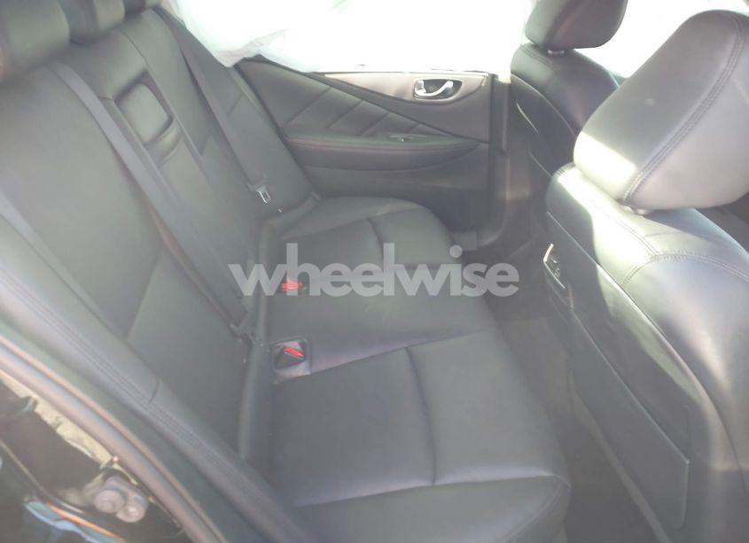 Photo 8 of 2015 Infiniti Q50 (VIN JN1BV7AR8FM423896)