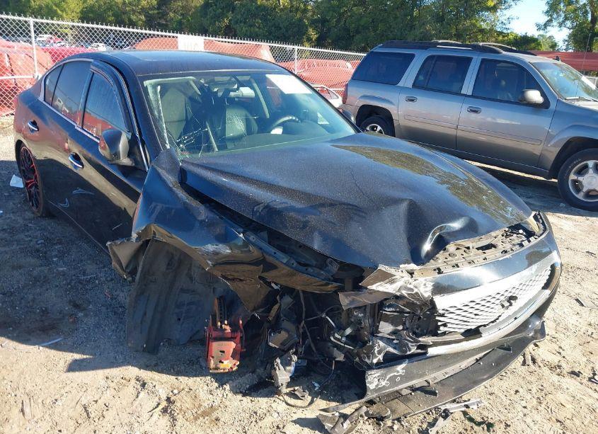 Photo 6 of 2014 Infiniti Q50 (VIN JN1BV7AR9EM689782)