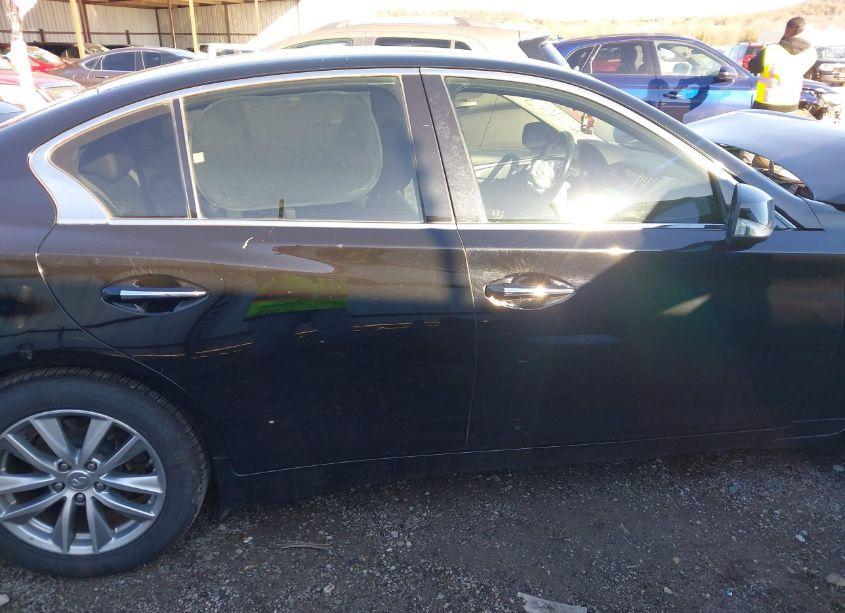 Photo 14 of 2015 Infiniti Q50 (VIN JN1BV7AR9FM410882)