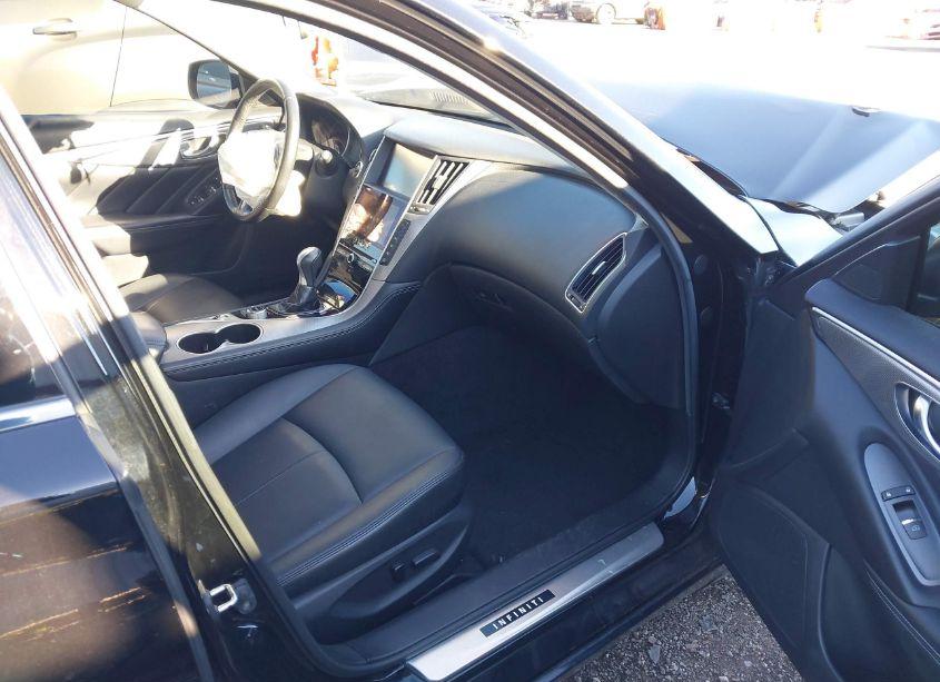 Photo 5 of 2015 Infiniti Q50 (VIN JN1BV7AR9FM410882)