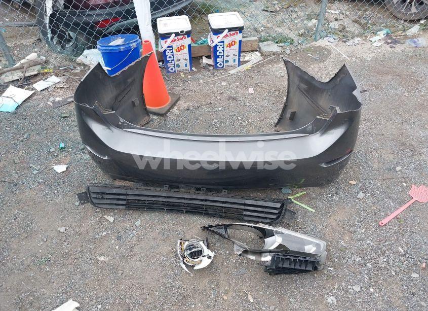 Photo 12 of 2015 Infiniti Q50 PREMIUM (VIN JN1BV7AR9FM412471)