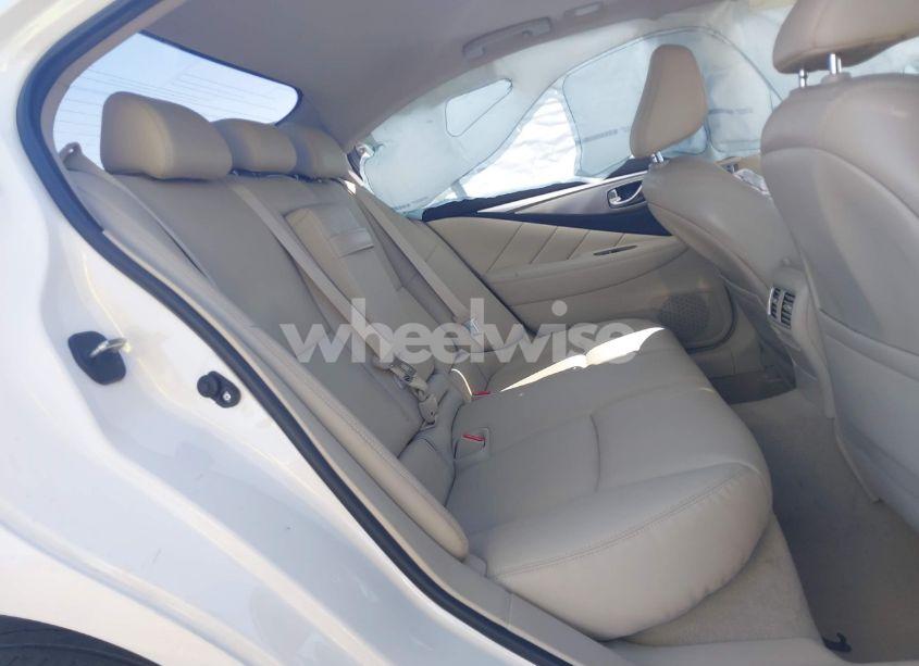 Photo 8 of 2015 Infiniti Q50 PREMIUM (VIN JN1BV7AR9FM413538)