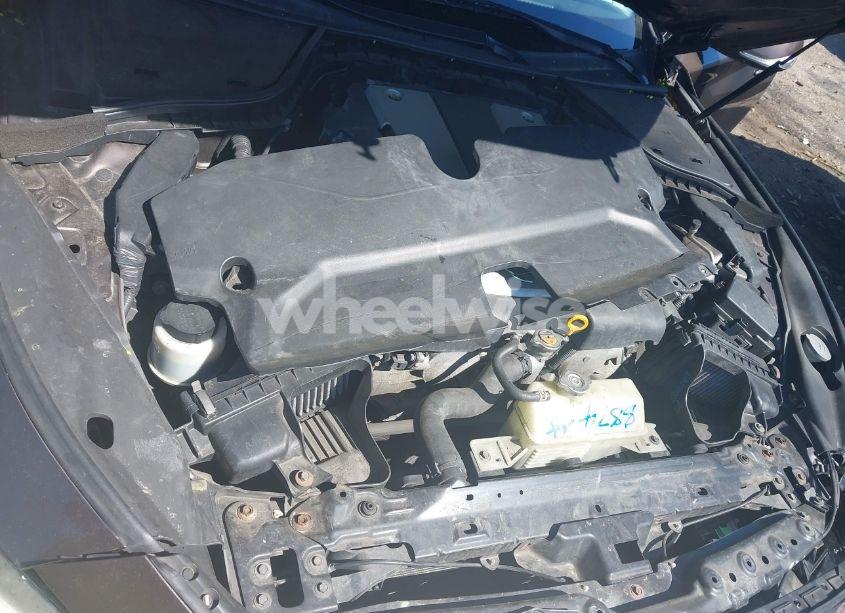 Photo 10 of 2014 Infiniti Q50 PREMIUM (VIN JN1BV7ARXEM684719)