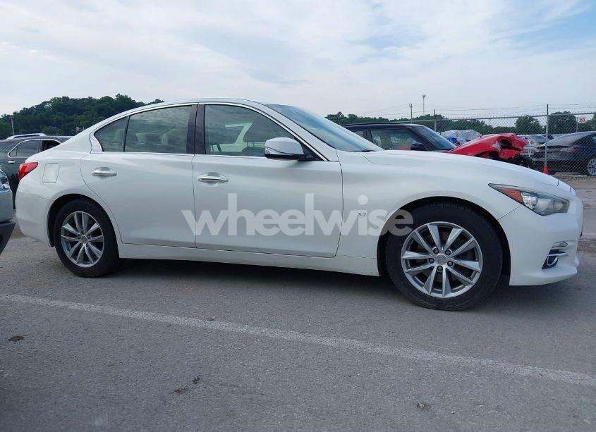 Photo 13 of 2015 Infiniti Q50 PREMIUM (VIN JN1BV7ARXFM391498)
