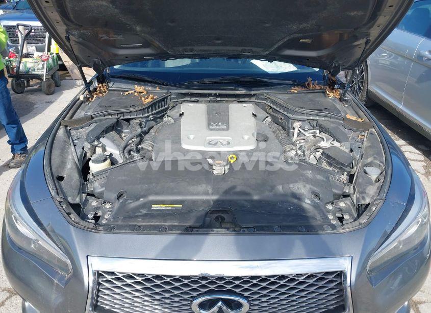 Photo 10 of 2015 Infiniti Q50 (VIN JN1BV7ARXFM415766)