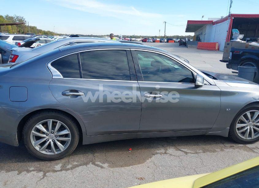 Photo 13 of 2015 Infiniti Q50 (VIN JN1BV7ARXFM415766)