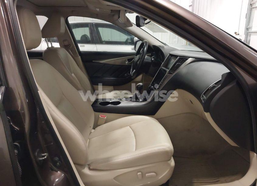 Photo 5 of 2015 Infiniti Q50 PREMIUM (VIN JN1BV7ARXFM418280)