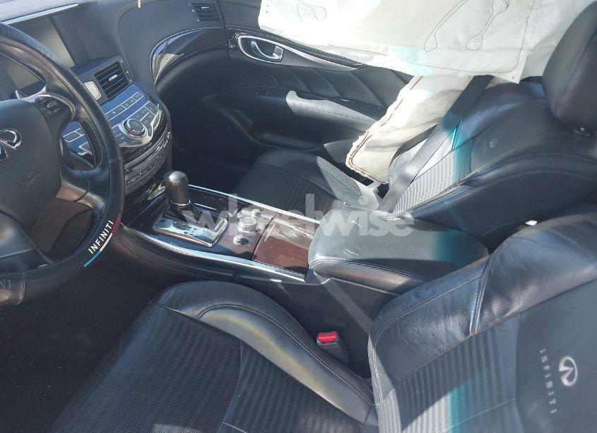 Photo 5 of 2013 Infiniti M37 N/A (VIN JN1BY1AP2DM510032)