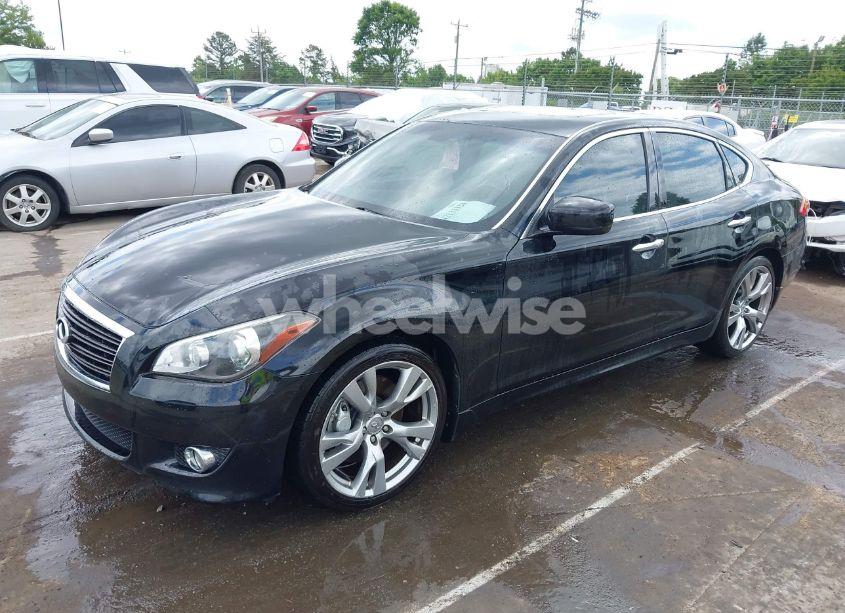 Photo 2 of 2013 Infiniti M37 N/A (VIN JN1BY1AP2DM510855)