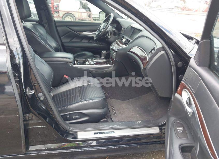 Photo 5 of 2013 Infiniti M37 N/A (VIN JN1BY1AP2DM510855)