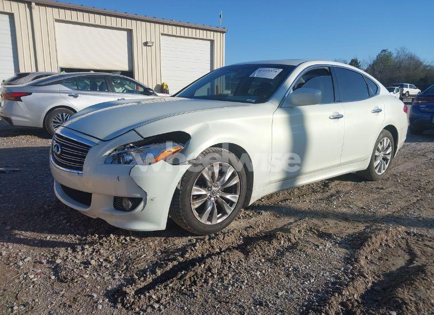 Photo 2 of 2012 Infiniti M37 BASE (A7) (VIN JN1BY1AP3CM334185)
