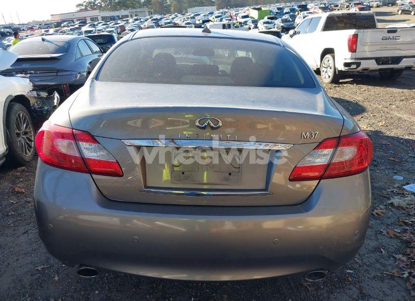 Photo 16 of 2013 Infiniti M37 N/A (VIN JN1BY1AP3DM511643)