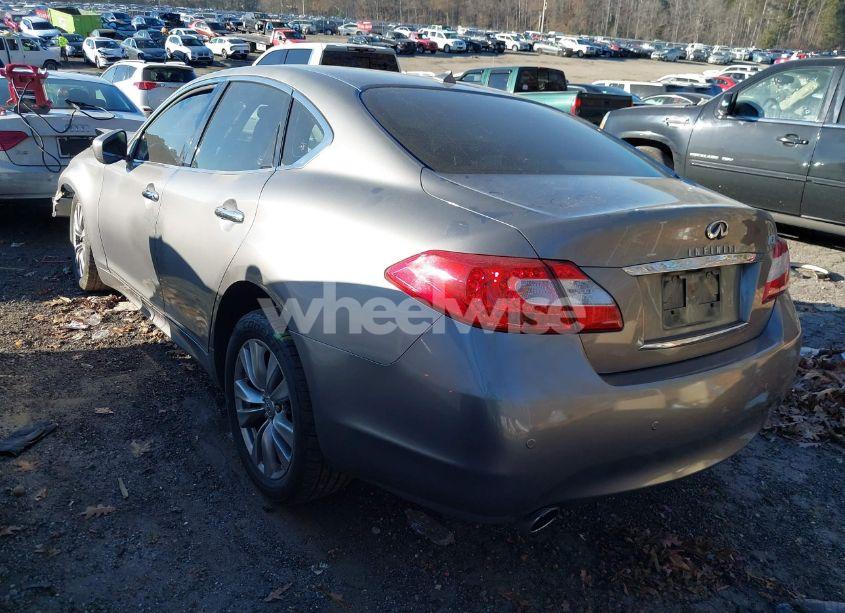 Photo 3 of 2013 Infiniti M37 N/A (VIN JN1BY1AP3DM511643)