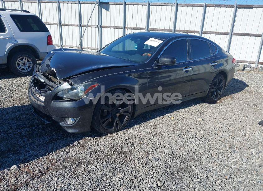 Photo 2 of 2013 Infiniti M37 N/A (VIN JN1BY1AP6DM513273)