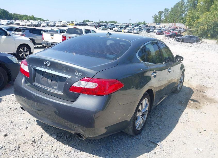 Photo 4 of 2013 Infiniti M37 N/A (VIN JN1BY1AP7DM513850)