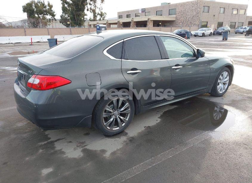 Photo 4 of 2013 Infiniti M37 N/A (VIN JN1BY1AP8DM513615)