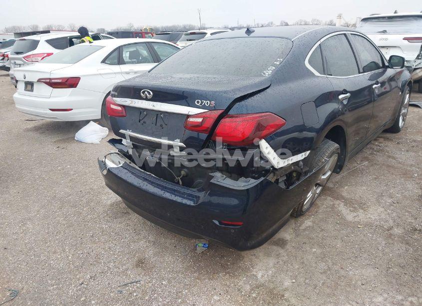 Photo 6 of 2015 Infiniti Q70 3.7 (VIN JN1BY1AP9FM542561)
