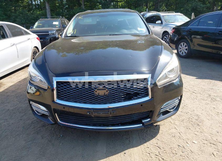 Photo 12 of 2015 Infiniti Q70 3.7X (VIN JN1BY1AR2FM560837)