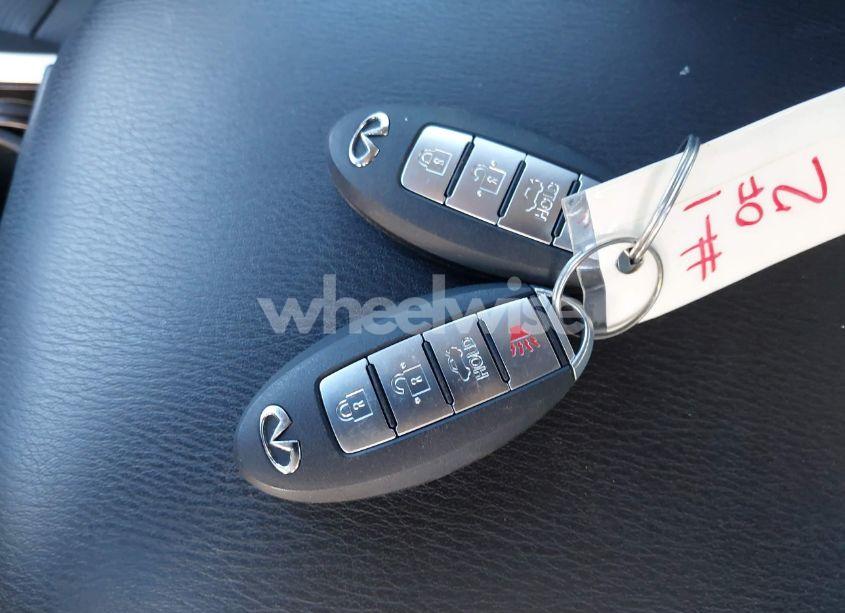 Photo 11 of 2018 Infiniti Q70 3.7X LUXE (VIN JN1BY1AR3JM220783)