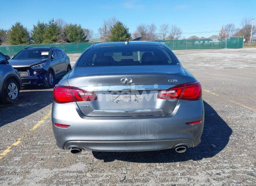 Photo 16 of 2018 Infiniti Q70 3.7X LUXE (VIN JN1BY1AR3JM220783)
